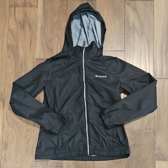 Columbia Jackets & Blazers - Columbia Womens Size MD Very Lightweight Jacket